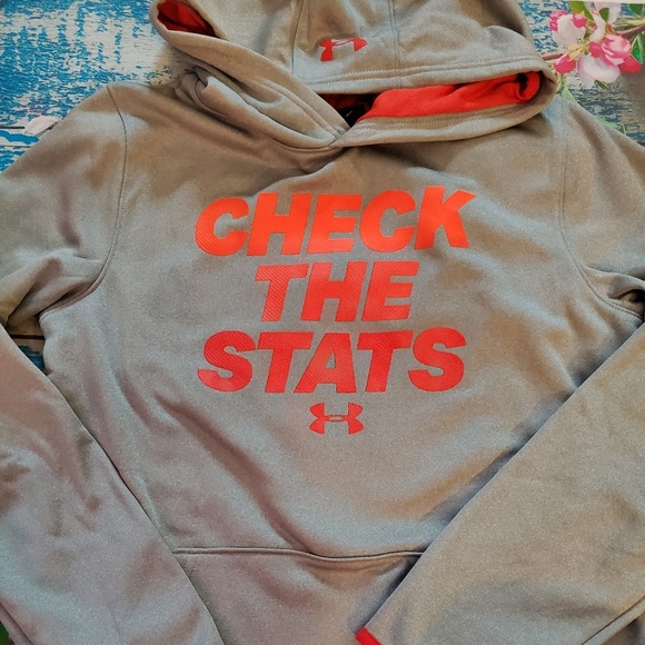 Under Armour Other - nwt under armour Hoodie sweatshirt youth xl boys